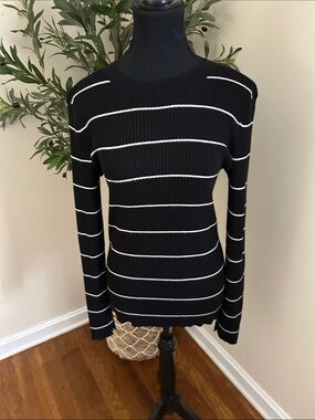 Athleta Black Ribbed Crew Neck Top
